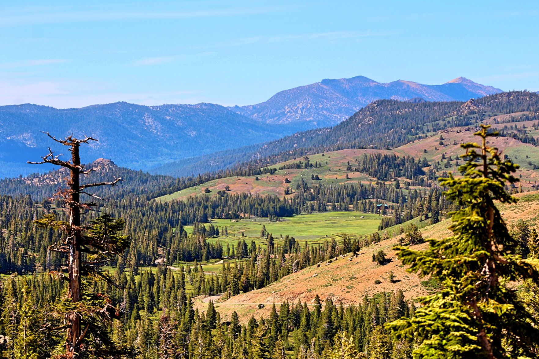 2. Though it is a bit of a sojourn from Jackson, the many high vantage points and spectacular views of Blue Lakes make the whole trip worth the drive. photo by Sarah Spinetta.jpg